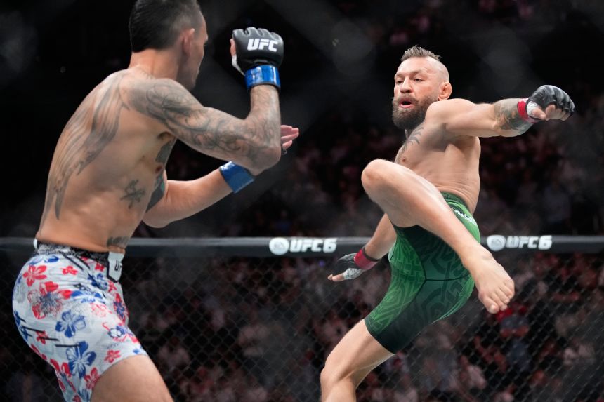 Conor McGregor vs Max Holloway